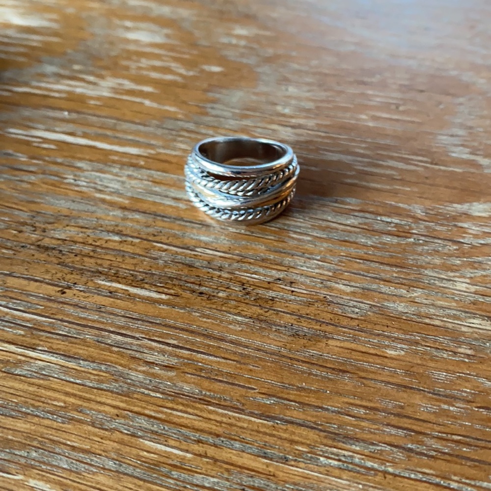 Sterling silver cable twist ring: Size 6